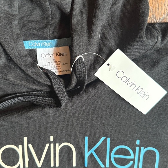 NWT Men's Calvin Klein Logo Pullover Hoodie Sweatshirt Medium (K17) - Picture 3 of 5